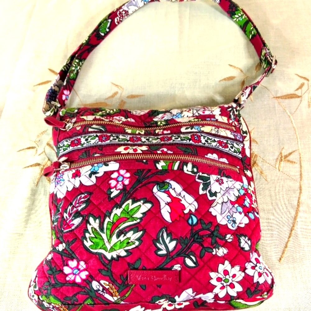 Vera Bradley triple hipster crossbody bag Bordeaux Blooms. Washable EUC